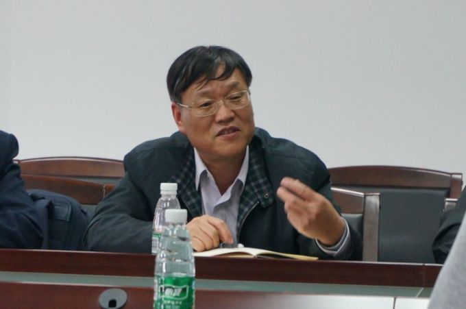 图2. 桂林电子科技大学董事长古天龙教授发言